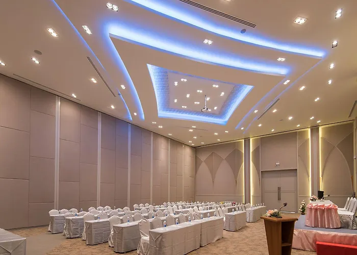 โรงแรม Navela & Convention