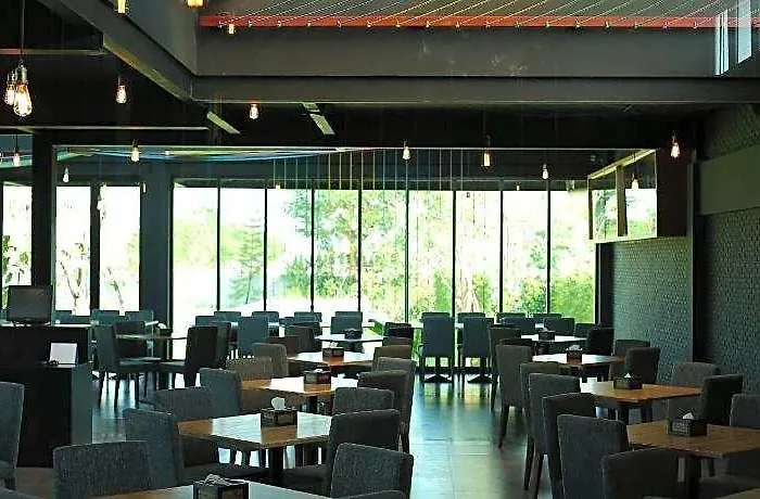 โรงแรม Navela & Convention Ratchaburi